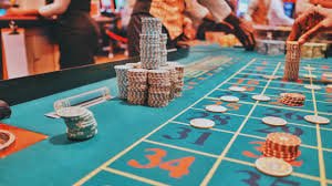 Sảnh Live Casino trực tiếp với dealer chuyên nghiệp tại hb88 com